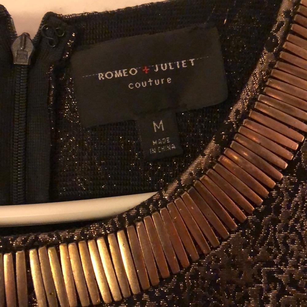 Romeo + Juliet couture metallic cocktail dress - Picture 2 of 6